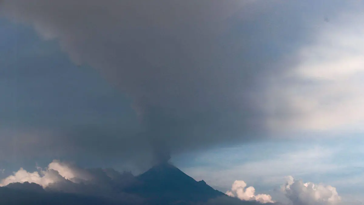 932189_Fumarola Volcán Popocatépetl-1_web